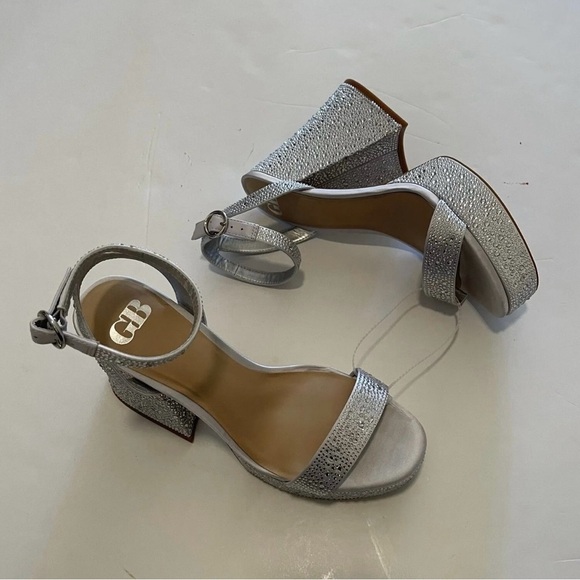 Women’s Silver Rhinestone Platform Dress Sandals - Picture 6 of 7
